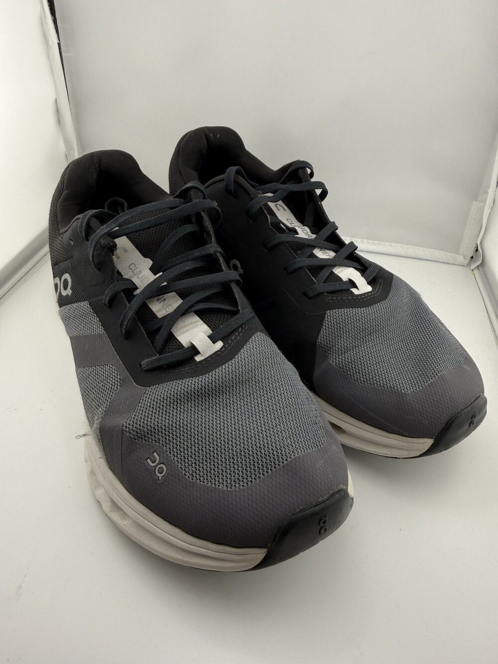 On Cloudrunner Eclipse/Frost Men's Size 10
